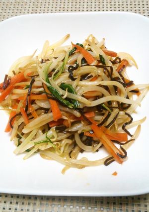 やみつき　もやしと水菜と人参の塩昆布炒め-レシピのメイン写真