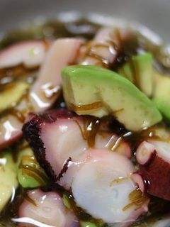 アボカド入り蛸ともずくの酢の物-レシピのメイン写真
