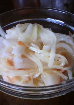 玉ねぎと大根の梅サラダ-レシピのメイン写真