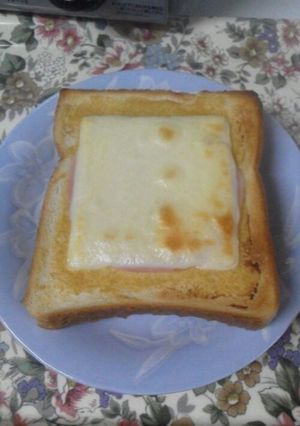 マスタードが効く☆ハムチーズトースト-レシピのメイン写真