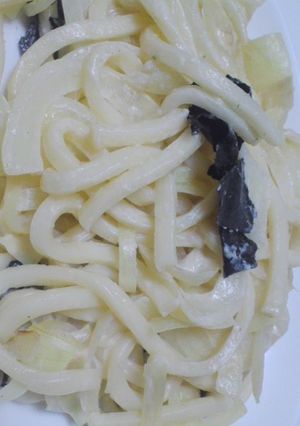 貧乏学生♂が作る手抜きクリームうどん-レシピのメイン写真