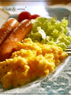 フワトロスクランブルエッグ-レシピのメイン写真