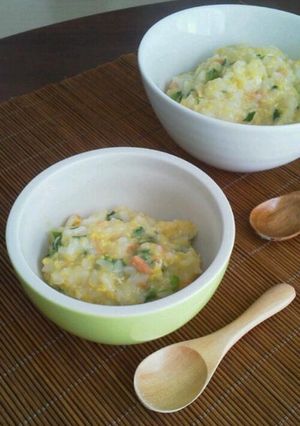 残り物でぽかぽか♡鮭と大根菜のたまご雑炊-レシピのメイン写真