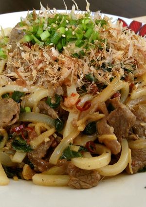 香港風、牛肉を使った焼きうどん-レシピのメイン写真