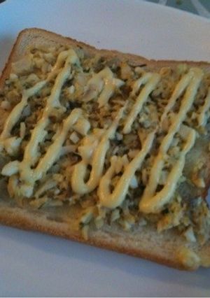 サバの塩焼きリメイク☆サバトースト-レシピのメイン写真
