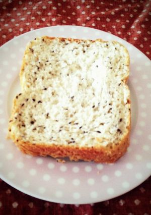 ＨＢで☆チーズゴマ食パン-レシピのメイン写真