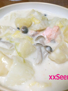 白菜としめじと鮭のシチュー-レシピのメイン写真