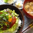 塩麹たまごのっけポキ丼風