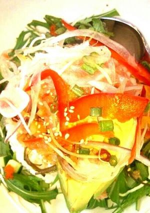 野菜たっぷりアボとろ丼-レシピのメイン写真