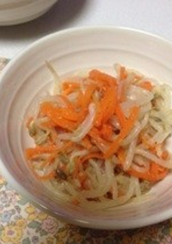 ごまたっぷり＊もやしと人参のナムル-レシピのメイン写真