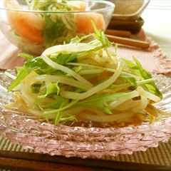 รูปของ もやしと水菜＊辛子醤油和え