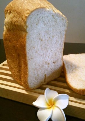 ☆HBでちょこっとリッチな全粒粉パン☆-レシピのメイン写真
