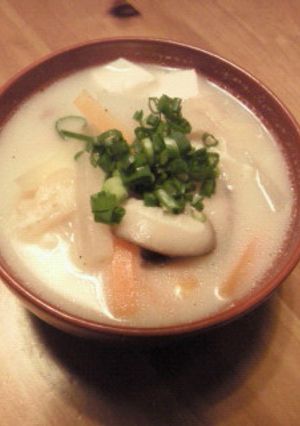 あたたまるぅ～鶏肉で粕汁！！-レシピのメイン写真
