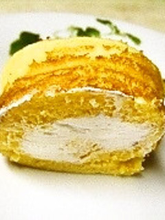 玉子焼き器で米粉ロールケーキ-レシピのメイン写真