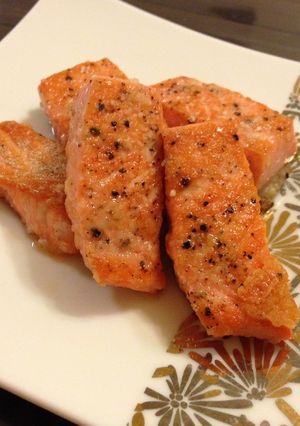 サーモンのパルメザンチーズ焼き♪-レシピのメイン写真