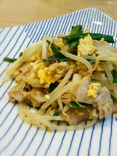 給料日前の*だし香る*もやし炒め-レシピのメイン写真