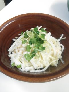 大根とセロリのホタテマヨサラダ-レシピのメイン写真