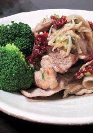 豚うす切り肉のドライトマト炒め-レシピのメイン写真