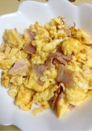 ちょっとリッチなスクランブルエッグ-レシピのメイン写真
