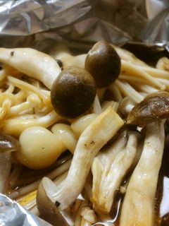 ☆うまうま☆三種キノコのホイル焼き-レシピのメイン写真