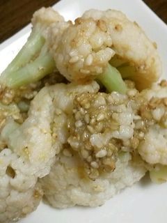 カリフラワーの胡麻味噌和え-レシピのメイン写真