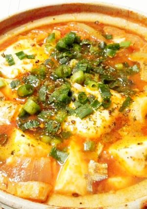 鯖の味噌煮缶とカクテキで男の一人鍋-レシピのメイン写真