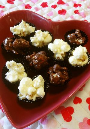 バレンタイン友チョコに♪一口チョコポップ-レシピのメイン写真