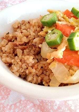 さば味噌缶で！さば味噌ごはんの玉子丼♪-レシピのメイン写真