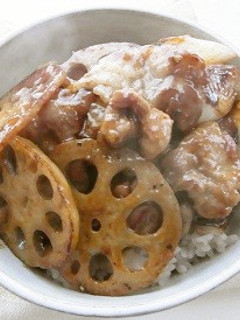 ほんのり梅風味!レンコンの豚生姜焼き丼-レシピのメイン写真