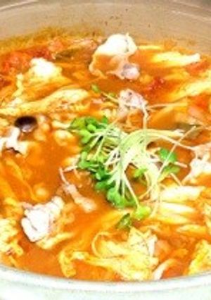 寄せ鍋スープが大変身！絶品トマト鍋-レシピのメイン写真