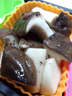 エリンギのゆかり和え-レシピのメイン写真