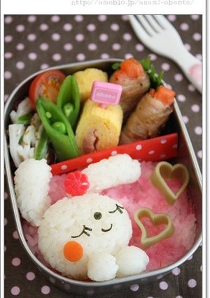 バレンタイン＊恋する白うさキャラ弁-レシピのメイン写真