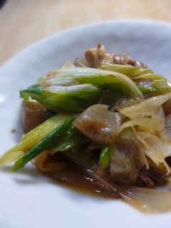 牛すじ・こんにゃく・白ネギの煮込み-レシピのメイン写真
