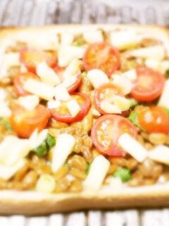 トマト納豆のピザトースト-レシピのメイン写真