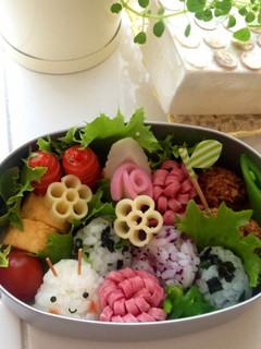 イモムシ♪キャラ弁-レシピのメイン写真