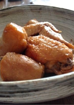 心がほっこり 炊飯器で里芋と手羽元の煮物-レシピのメイン写真