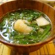春菊と油揚げの胡麻味噌汁