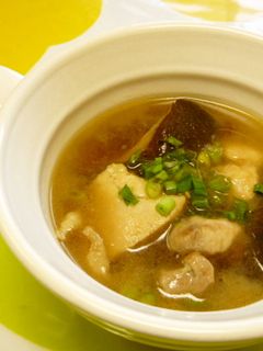 (^^)鶏肉と干しシイタケの酢入りスープ-レシピのメイン写真