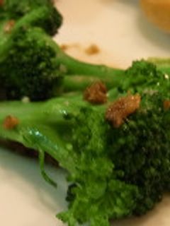 ブロッコリーのアンチョビ炒め-レシピのメイン写真