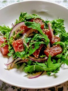 マグロと春菊のエスニックサラダ-レシピのメイン写真