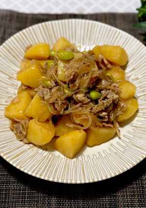 プルコギの素で味付け簡単な肉じゃが-レシピのメイン写真