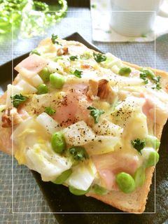 ハム×白菜×枝豆のコンソメトースト-レシピのメイン写真