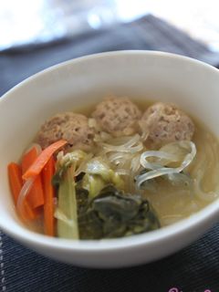 青梗菜と肉団子の**春雨スープ-レシピのメイン写真