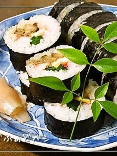 サバ水煮缶✿サバそぼろで巻き寿司-レシピのメイン写真