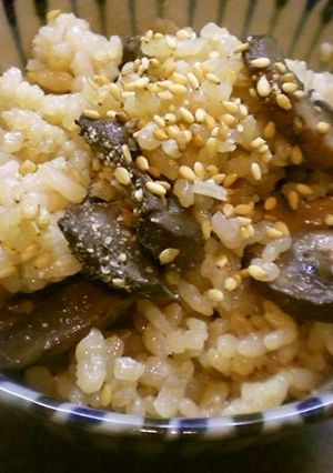 マッシュルームで和風炊き込みご飯-レシピのメイン写真