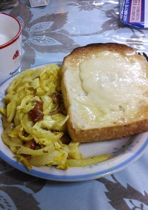 大根の皮、キャベツ、玉ねぎの野菜炒め-レシピのメイン写真