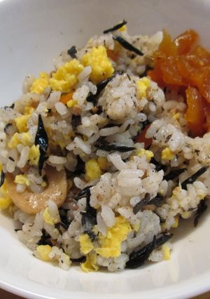 ひじきの煮物で混ぜごはん-レシピのメイン写真