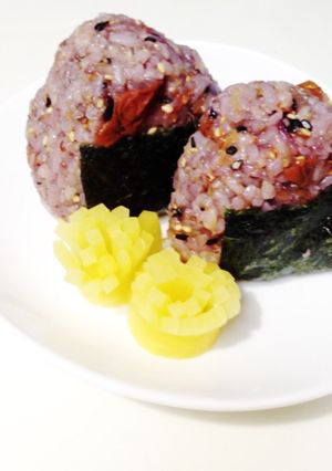 おにぎりやお弁当に♡たくあんの黄色いお花-レシピのメイン写真