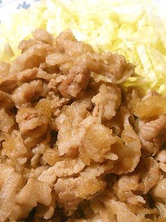 りんごでウマウマ~☆豚肉炒め-レシピのメイン写真