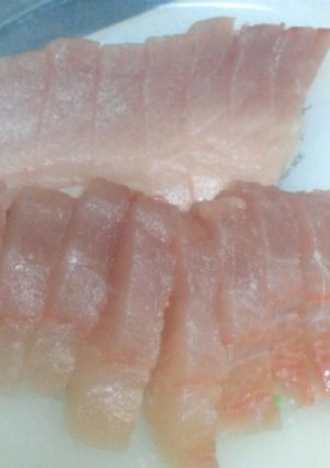 ツバスの刺身-レシピのメイン写真